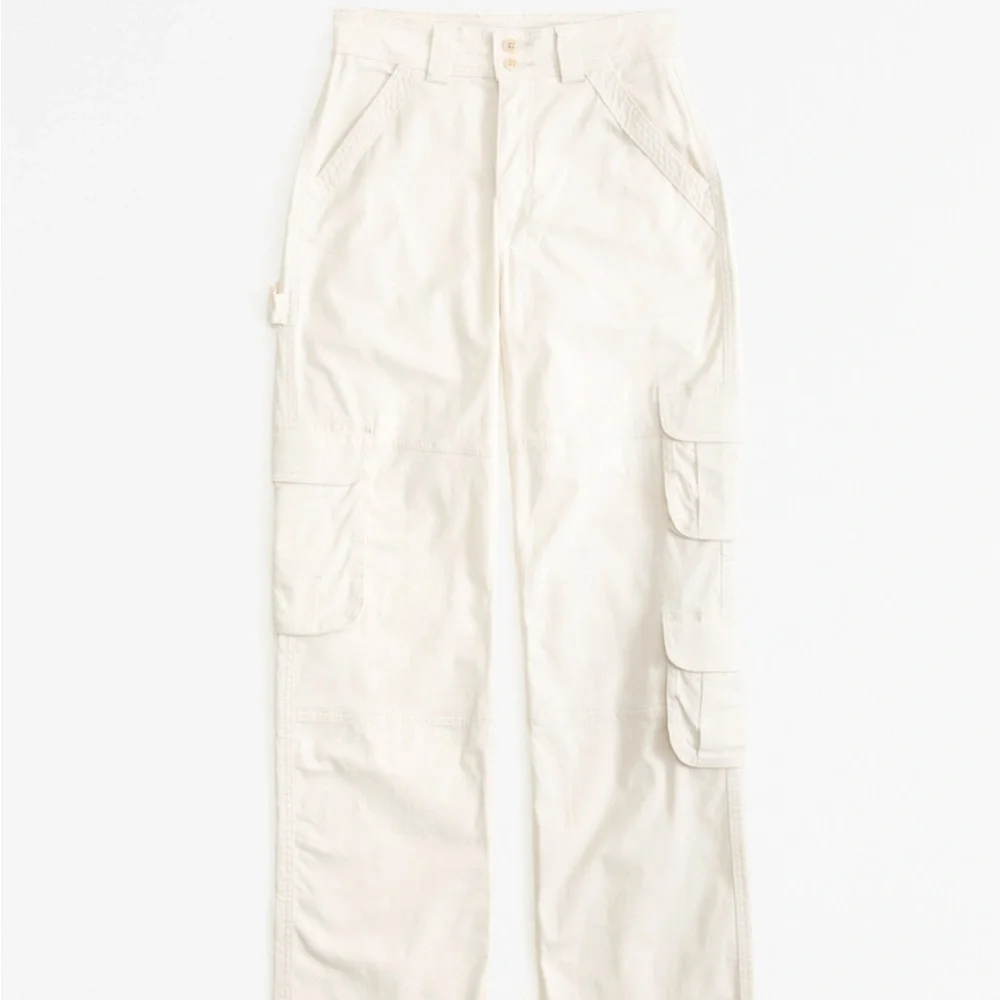 NWT Abercrombie & Fitch Curve Love Relaxed Cargo Pant - Picture 3 of 6
